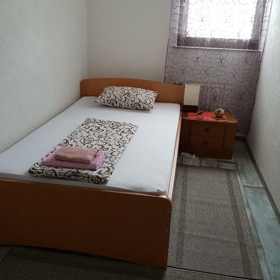Prenociste-Sobe-Rooms-Aman Bihać Extérieur photo